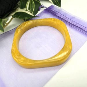 Acrylic bracelet yellow resin bangle bracelet, summer jewellery, acrylic jewellery, resin rainbow bracelet, thin bangle