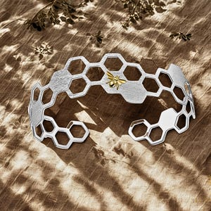 Honeycomb Bangle Bracelet. 925 Sterling Silver Jewelry. Handmade Nature Inspired Bee Cuff. Botanical Design. Gift for Her