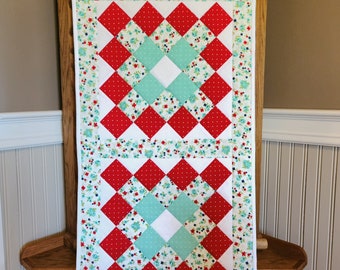 Great Granny Square quilted table mat/table runner, two blocks