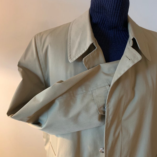 80s Vintage London Fog Trench Coat with Removable Lining 40 Regular in Khaki or Tan