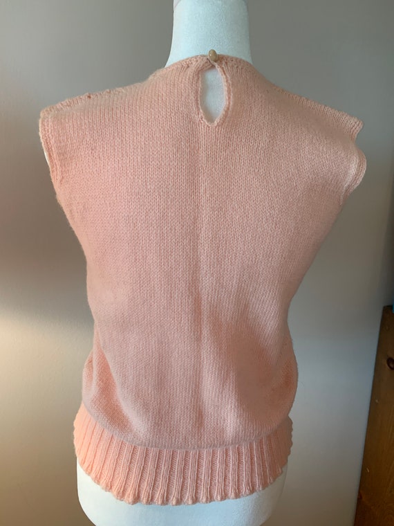 Vintage 60s Hand Knit Pastel Peach Sleeveless She… - image 4