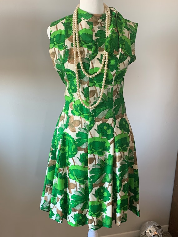 Vintage 60s Silk Sleeveless  Party Dress in Green 