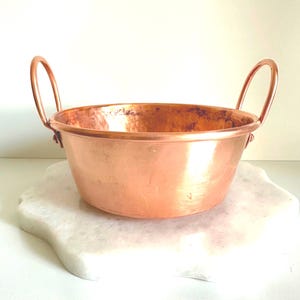 Vintage Hand Hammered Mini Basin Copper Bowl/Pan-Rustic Farmhouse Decor-Garlic Keeper-Holiday Candy Dish.