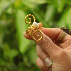 Gold Seashell Adjustable Ring Boho Shell Ring Ocean Inspired Jewelry Handmade Beach Ring Coastal Aesthetic Gift for Her Sea Lover Ring