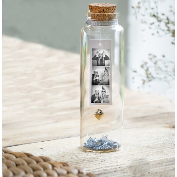 Best Friend Photo Gift – Personalised Message in a Bottle –  Personalised Gift  – Photo Booth Style - Silver Heart Charm - Size 10cm x 3cm