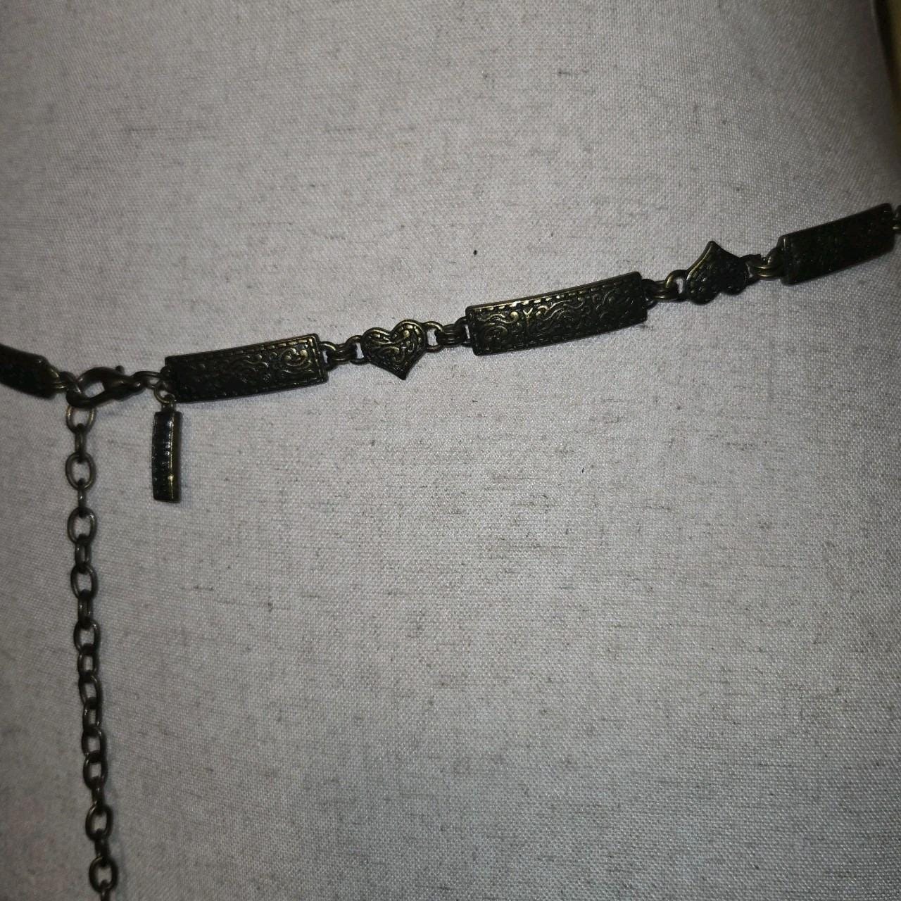 Nine West Vintage Heart Charm Chain Belt, Brass Tone Y2K  display picture 2