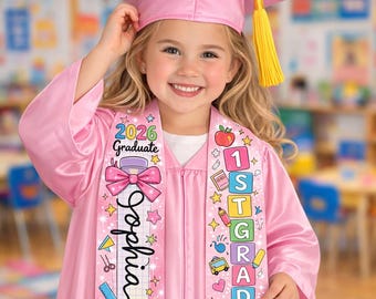 Personlig barnpenna pojke flicka förskoleexamen present, anpassad klass 2026 dagisstola, pennastola för examen, namngiven barnstola