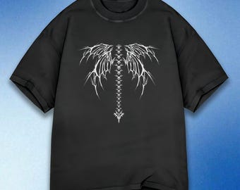 Gothic Angel Wings Grafik-T-Shirt, einzigartiges Flügel-Wirbelsäulen-Design-T-Shirt, Chrom-Skelett-Brustkorb-Knochen-T-Shirt, kantige Gothic-Kleidung, Komfortfarben