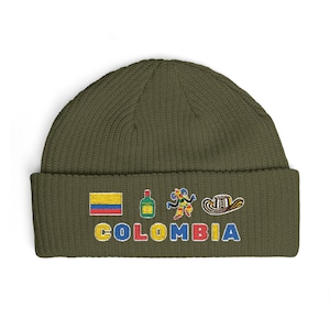 Gorro de punto acogedor con parche temático de COLOMBIA