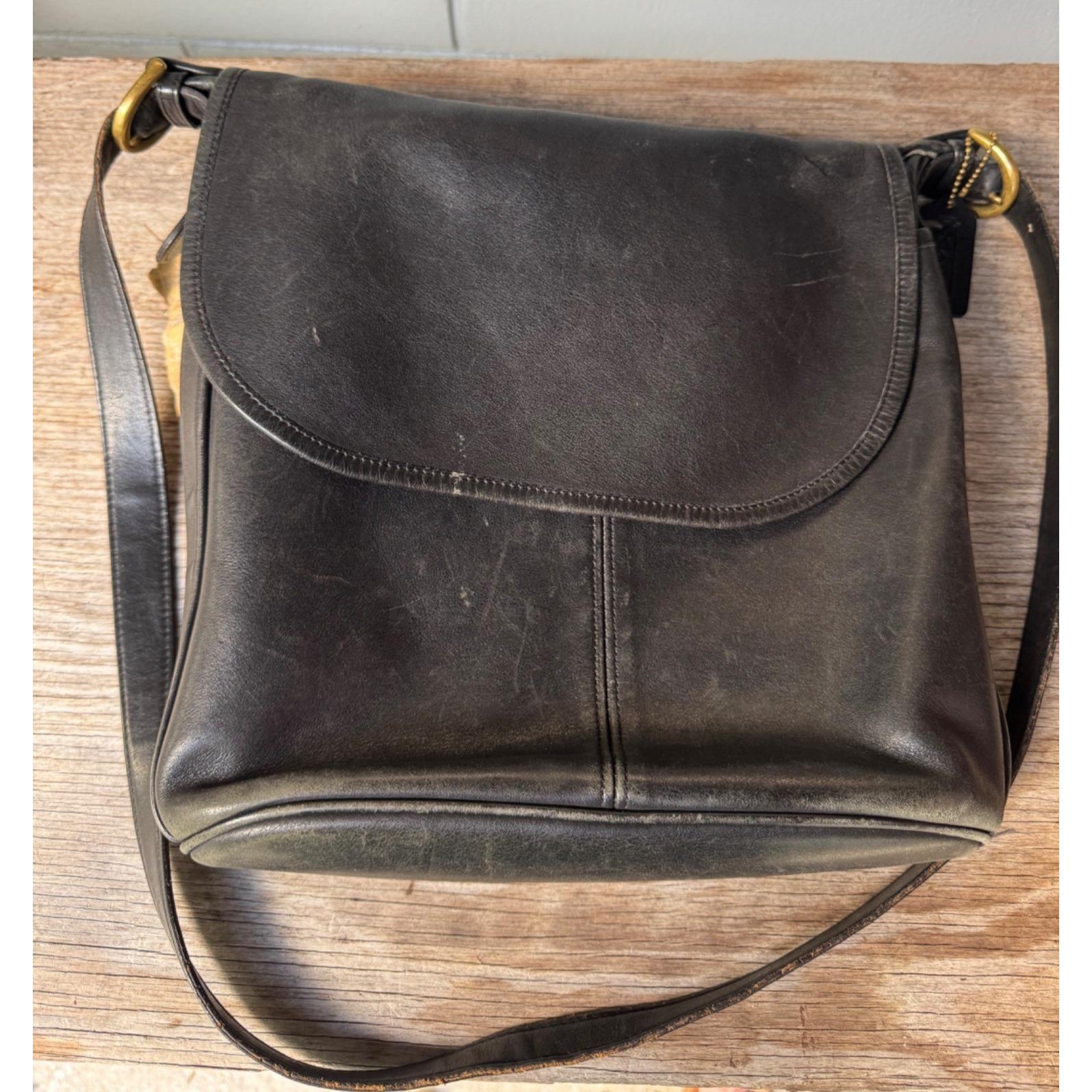 Vintage COACH 4115 Black Leather Soho Whitney Shoulder Bag Vintage COACH 4115 Black Leather Soho Whitney Shoulder Bag