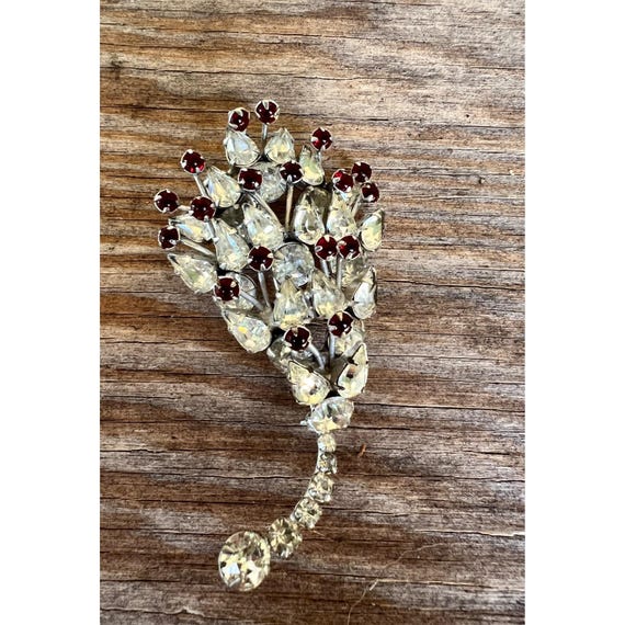 1940s brooch ruby red - Gem