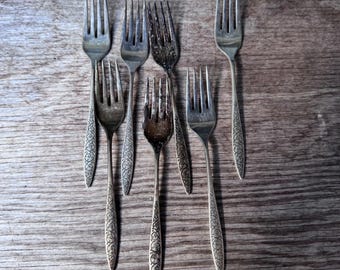 Wallace Sterling Spanish Lace Salad Forks Set of 7 Vintage Flatware 9.5oz