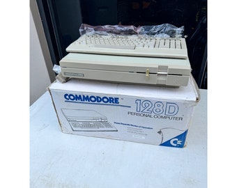 Vintage commodore 128D