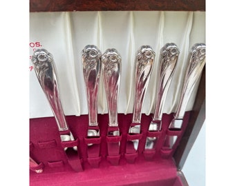 【ROGERS BROS】 DAFFODIL ディナーセット 5名用 27本 ROGERS BROS】 DAFFODIL ディナーセット 5名用 27本 - メルカリ