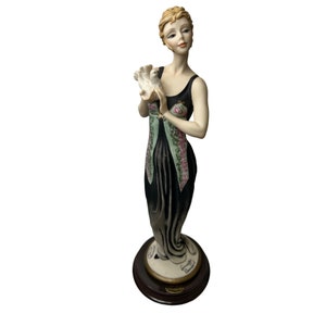 Giuseppe Armani Figurine Sculpture Statue &quot;Victoria&quot;, 14.5&quot;