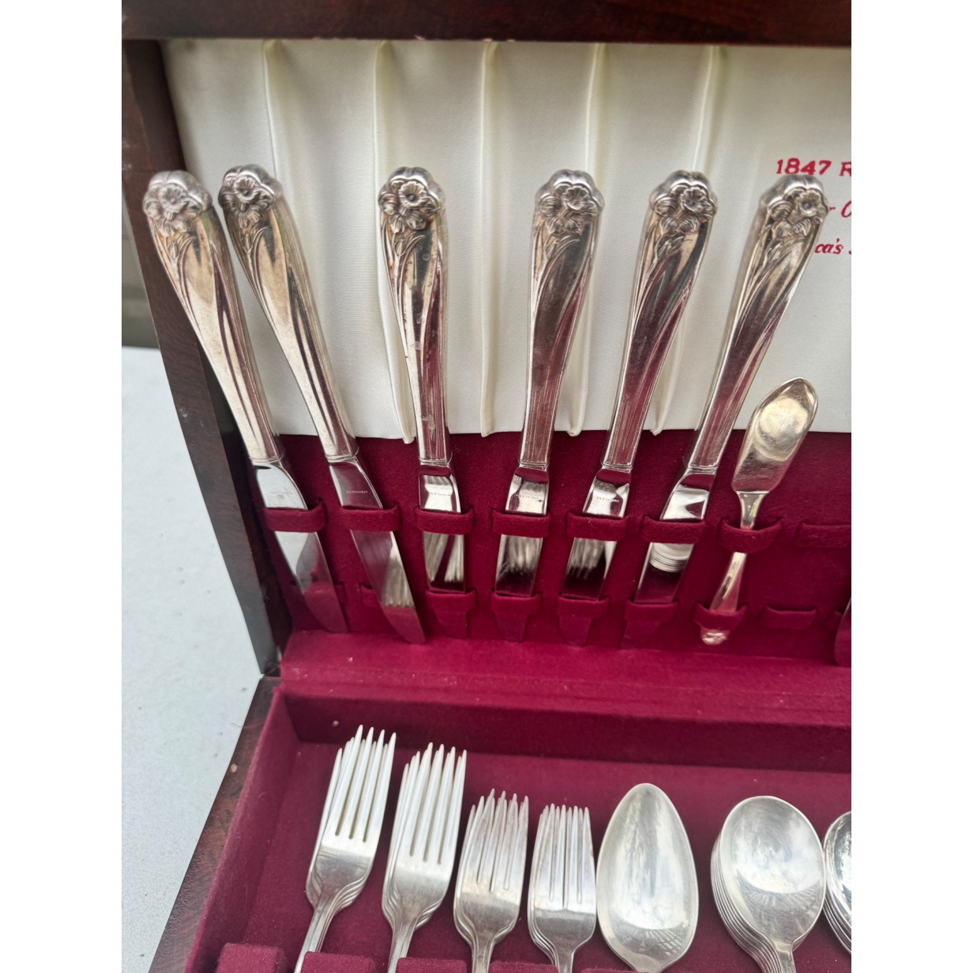 【ROGERS BROS】 DAFFODIL ディナーセット 5名用 27本 ROGERS BROS】 DAFFODIL ディナーセット 5名用 27本 - メルカリ