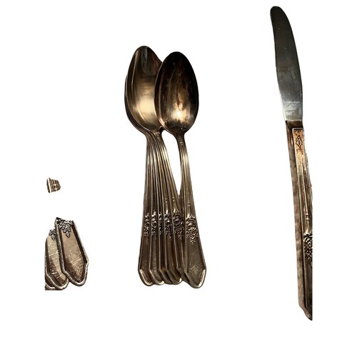 Vintage 24 Piece Manor Plate Triple Circa 1933 Silverware Silver Plate