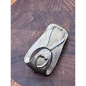 Vintage Signed Coventry Gold-Tone Textured  Split Trick Brooch With Abstract Art Nouveau Design