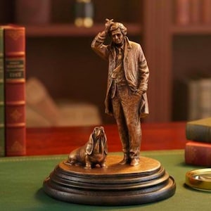 Statue of Lieutenant Columbo
