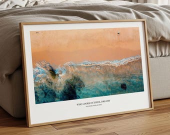 Quien mira afuera sueña – Impresión con cita de Carl Jung, póster de paisaje de playa aérea, fotografía con cita del océano, fotografía de paisajes