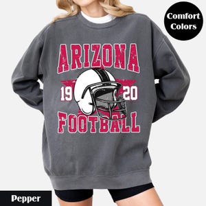 Maillot de football/sweat de football vintage Arizona Comfort Colors | T-shirt pour adulte/jeunesse/encolure ras du cou | Tenue d'automne pour le jour du match | T-shirt de football unisexe rétro