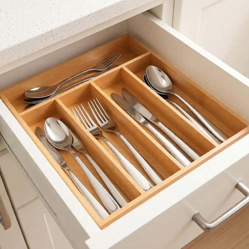 Handmade Bamboo Silverware Organizer | 5-Slot Kitchen Drawer Utensil Tray | Eco-Friendly Natural Wood Storage zdjęcie 11
