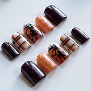 Pumpkin Patch Plaid Press On Nails | Cozy Fall Nail Set