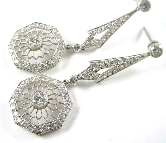 Exquisite Art Deco Platinum Diamond Drop Earrings-