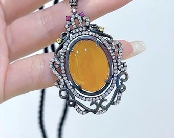 Collar vintage de calcedonia amarilla