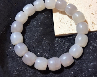 Light Purple Matte Nephrite Bracelet
