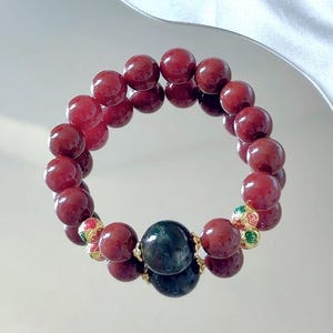 Dark Red Agate Nanhong Bracelet with Gold-Plated Top Bead - Unique Nanhong and Gold Jewelry Accessory
