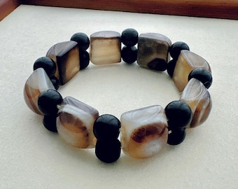 Handmade Agate Bracelet | Minimal Design