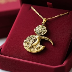 Gold Thoth Bust Pendant Necklace, Egyptian God Amulet, Ancient Egypt Talisman