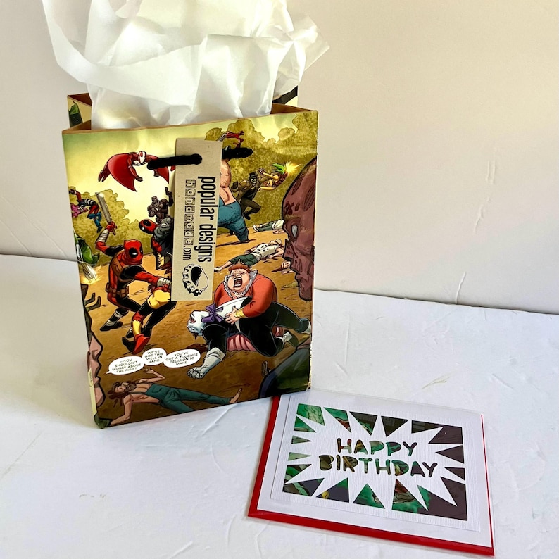 Deadpool Comic Book Gift Bag and Greeting Card bild 1