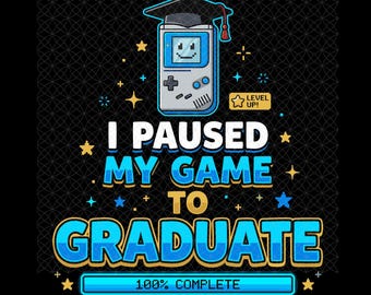Ik heb mijn spel verbeterd om af te studeren png, gamer afstudeershirtontwerp, klasse van 2026 senior sublimatiedownload