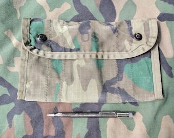 Vietnam era ERDL woodland intermediate map case pouch