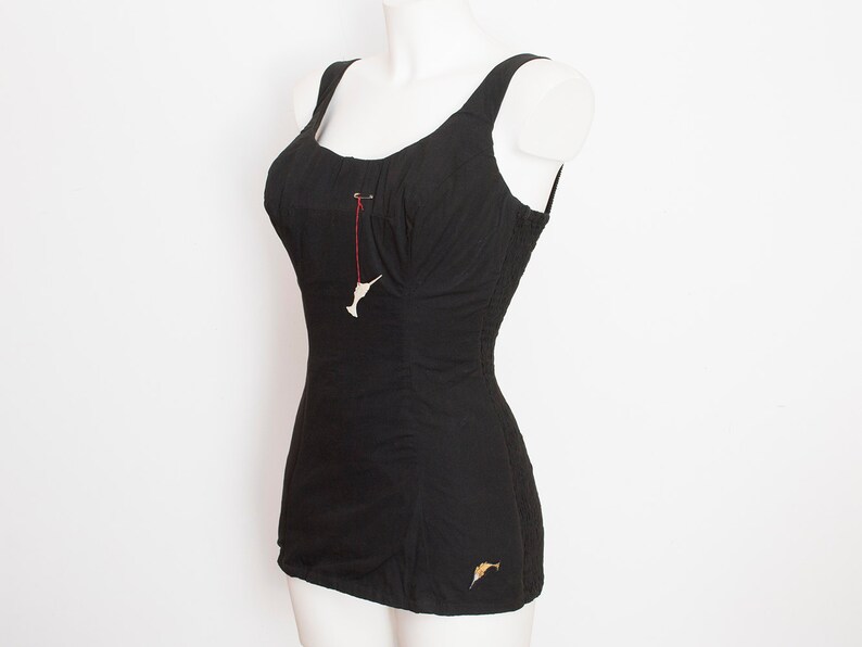 Maillot de bain noir des années 60 NOS Vintage taille M Etsy Maillot de bain noir des années 60 NOS Vintage taille M Etsy