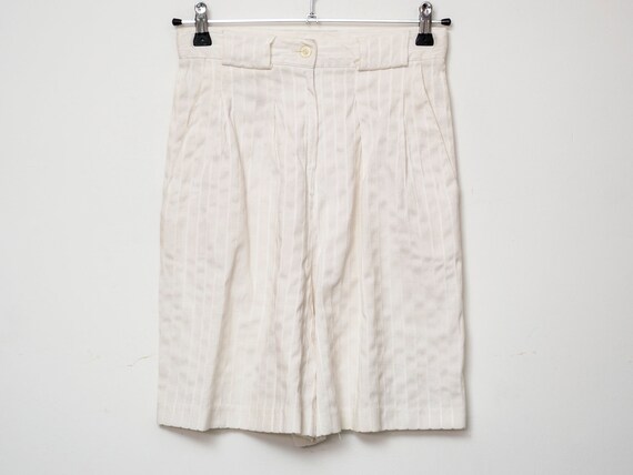 Shorts Vintage bermuda white linen vertical lines - image 2