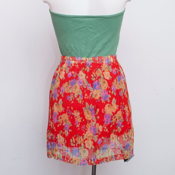 floral chiffon pleated Skirt NOS Vintage red size… - image 4