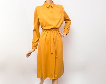 70s mustard dress size M Dead stock Vintage Front buttons