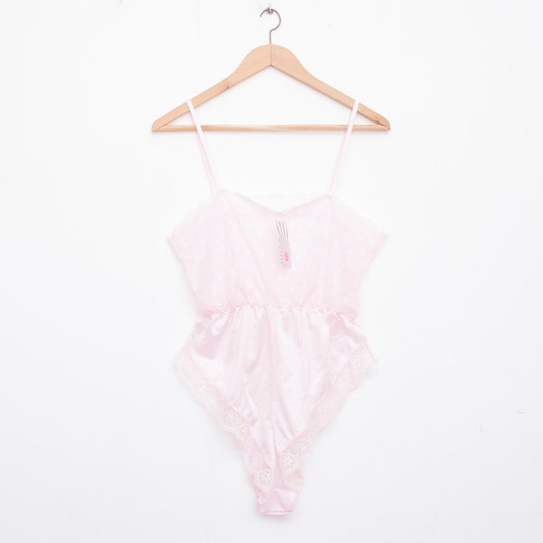 Pink teddy lace dead stock Vintage size S