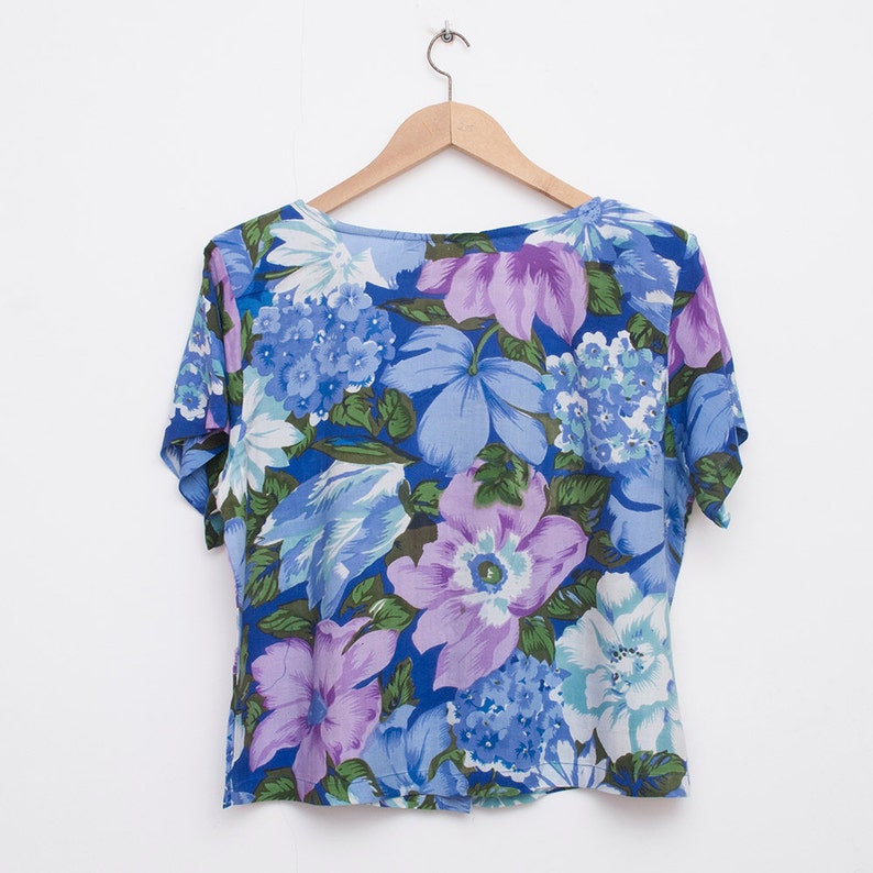 NOS vintage crop top Floral blue shirt size M image 2