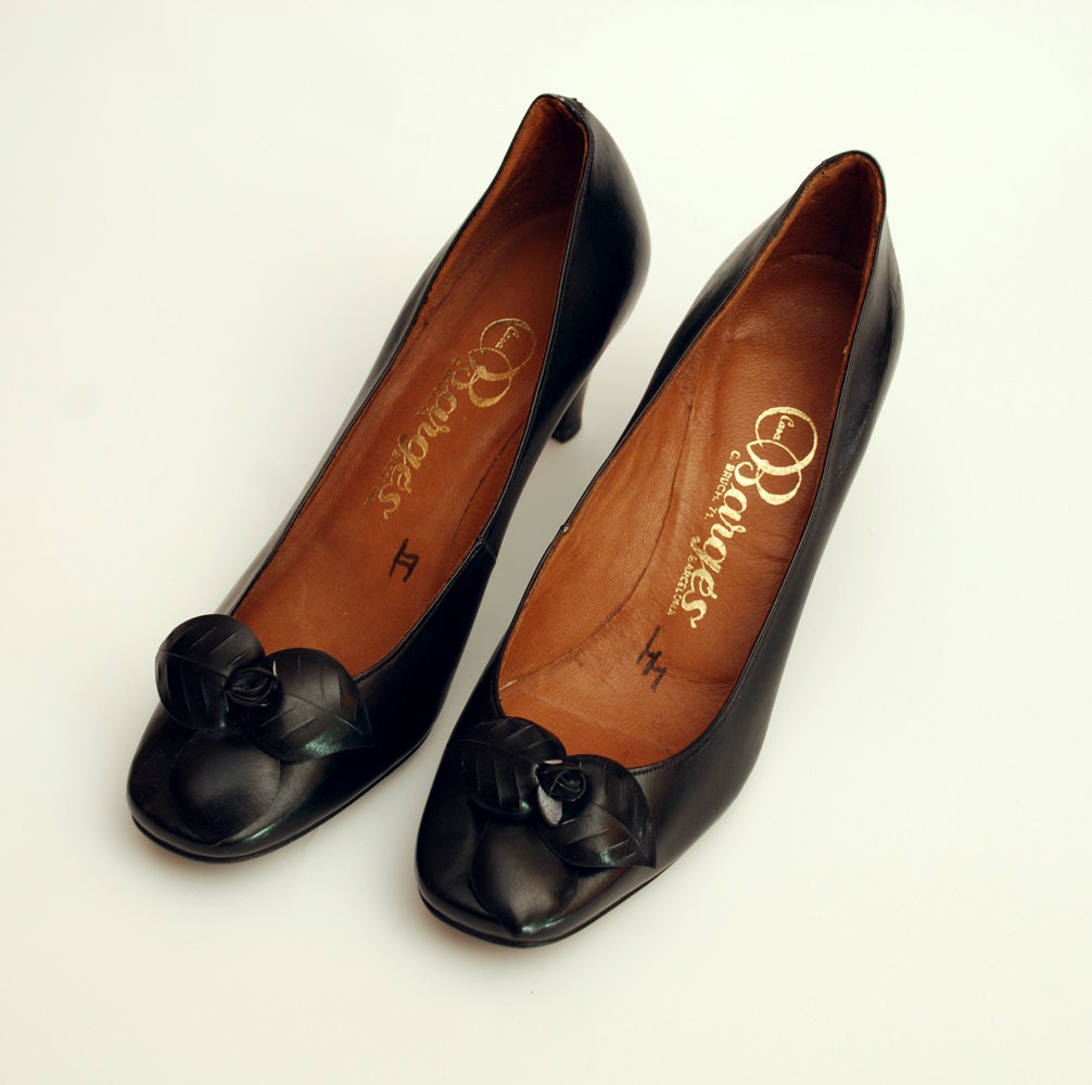 narrow black pumps