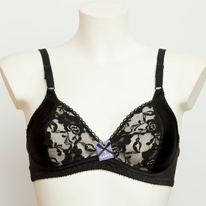 Black bra lace dead stock Vintage 90s