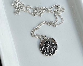 Sterling Silver Necklace, Dainty Floral Pendant in Sterling Silver, Simple Leaf Necklace, Botanical Necklace