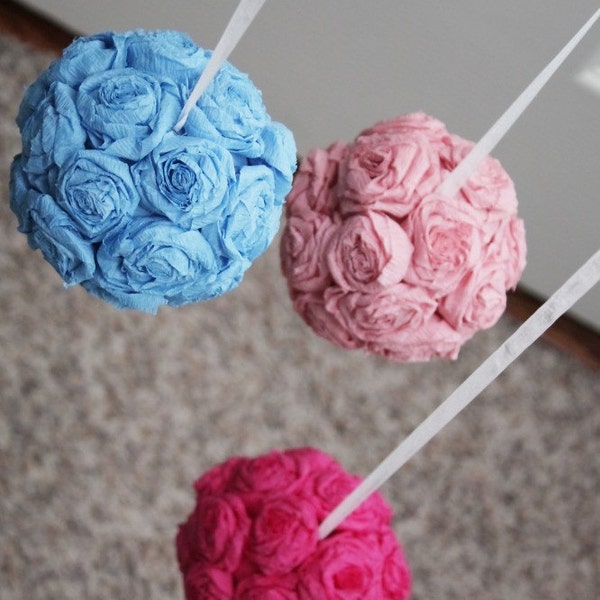 Decorative Rosette Balls-Set of Three