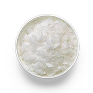 8 oz Magnesium Chloride Flakes