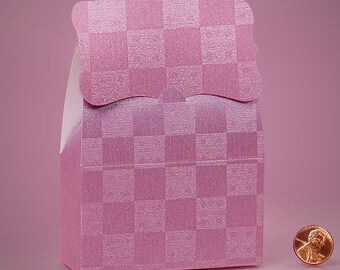 5 Pearl Orchid Tab Top Checkered Favor Boxes