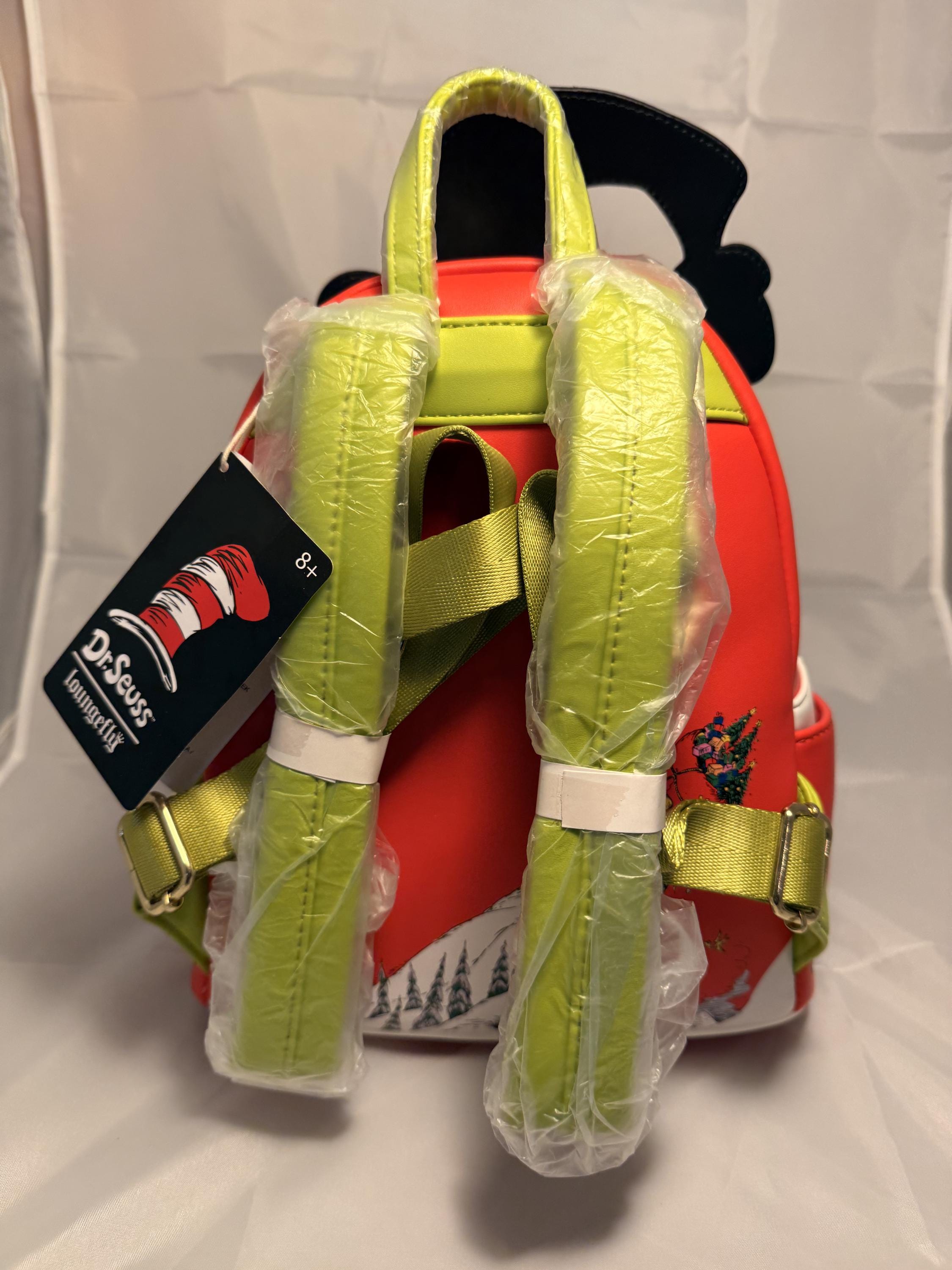 Loungefly Dr Seuss‎ Grinch Lenticular Heart Mini Backpack - IN HAND Dr. Seuss The Grinch Lenticular Heart Mini-Backpack | Loungefly main image 4