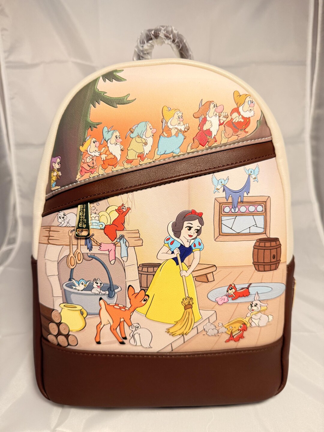 Loungefly ディズニー 白雪姫と七人の小人 マルチシーン ミニバック